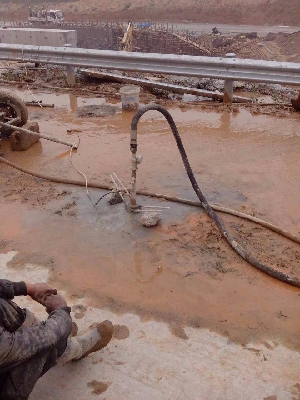 衡南路基压密注浆